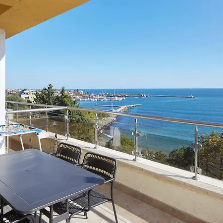 Infinity Terrace Sea View Apartment Nessebar 1Br شقة نيسيبار